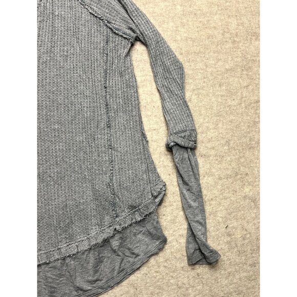 We The Free Distressed Waffle Knit V-Neck Oversized Shirt Size Medium - Picture 3 of 8